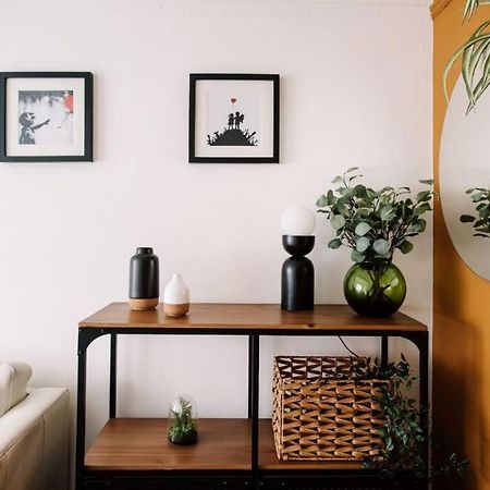 Modern & Stylish Home In The Heart Of เบลฟาสต์ ภายนอก รูปภาพ