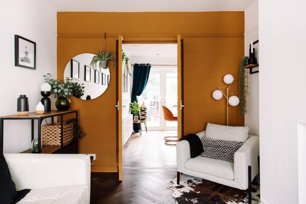 Modern & Stylish Home In The Heart Of เบลฟาสต์ ภายนอก รูปภาพ